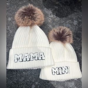 Small shop mama and mini beanie set